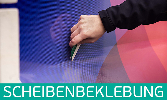 Scheibenbeklebung